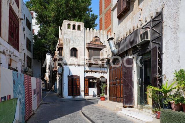 Traditional Hejazi building characterized by mashrabiya screens and wooden balconies in Al-Balad, the Old Town of Jeddah, Saudi Arabia Traditional Hejazi building characterized by mashrabiya screens and wooden balconies in Al-Balad, the Old Town of Jeddah, Saudi Arabia