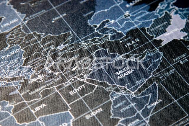 خريطة للشرق الأوسط تسلط الضوء على المملكة العربية السعودية وإيران وتركيا ومصر.