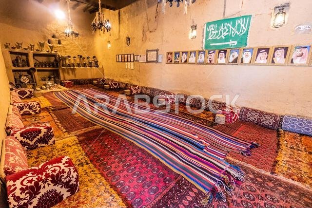 الجبة، المملكة العربية السعودية - 3 نوفمبر 2021: صورة داخلية لمتحف ناصر الثويني في الجبة، المملكة العربية السعودية