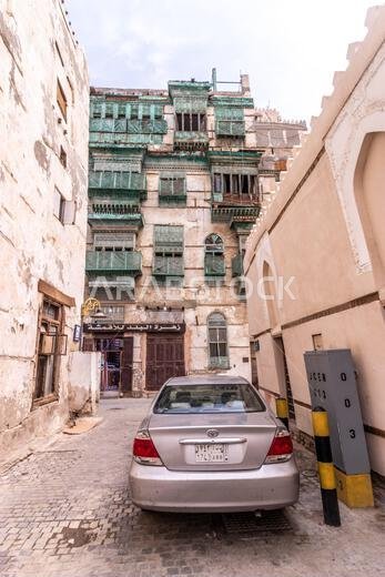 JEDDAH, SAUDI ARABIA - NOVEMBER 15, 2021: Alley in Al Balad, historic center of Jeddah, Saudi Arabia JEDDAH, SAUDI ARABIA - NOVEMBER 15, 2021: Alley in Al Balad, historic center of Jeddah, Saudi Arabia