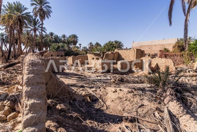 أطلال منزل طيني في تيماء، المملكة العربية السعودية