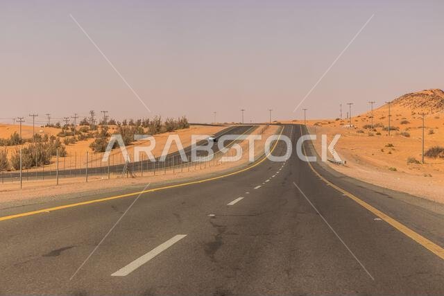 Desert highway near Ha'il, Saudi Arabia Desert highway near Ha'il, Saudi Arabia