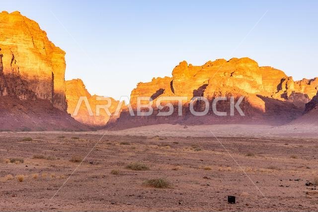منظر طبيعي صخري بالقرب من العلا، المملكة العربية السعودية