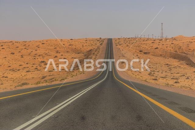 Desert highway near Ha'il, Saudi Arabia Desert highway near Ha'il, Saudi Arabia
