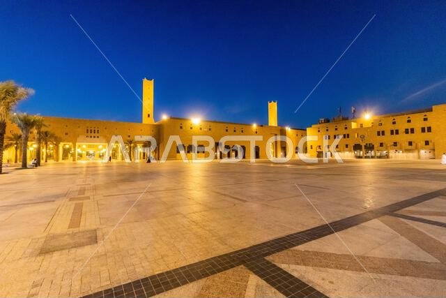 ساحة الديرة (العدل) في الرياض، المملكة العربية السعودية ساحة الديرة (العدل) في الرياض، المملكة العربية السعودية