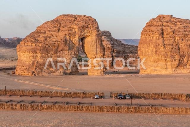 تكوين جبل الفيل الصخري بالقرب من العلا، المملكة العربية السعودية