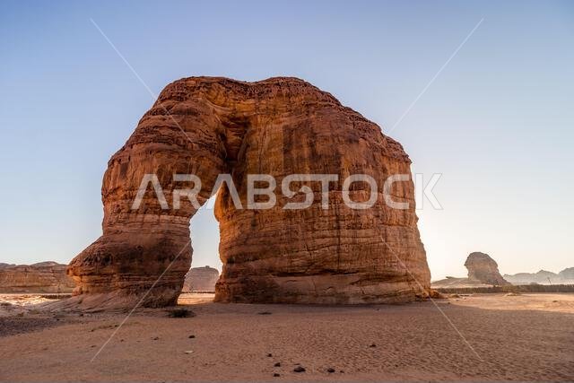 تكوين جبل الفيل الصخري بالقرب من العلا، المملكة العربية السعودية تكوين جبل الفيل الصخري بالقرب من العلا، المملكة العربية السعودية