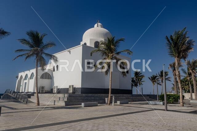 Island Mosque on the corniche promenade in Jeddah, Saudi Arabia