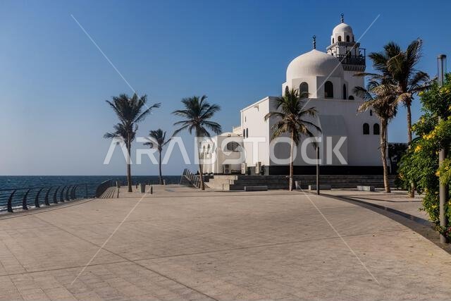مسجد الجزيرة على كورنيش جدة، المملكة العربية السعودية