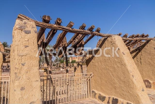 بئر حداج، أحد أكبر وأقدم الآبار في شبه الجزيرة العربية، في تيماء، المملكة العربية السعودية