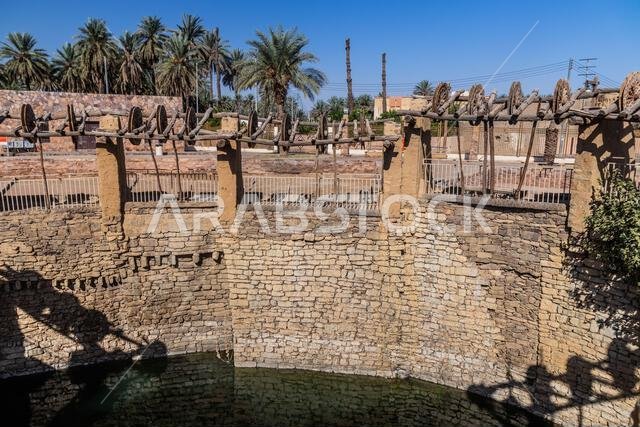 بئر حداج، أحد أكبر وأقدم الآبار في شبه الجزيرة العربية، في تيماء، المملكة العربية السعودية