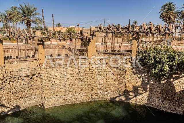بئر حداج، أحد أكبر وأقدم الآبار في شبه الجزيرة العربية، في تيماء، المملكة العربية السعودية