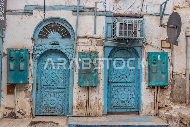 JEDDAH, SAUDI ARABIA - NOVEMBER 15, 2021: Traditional house in Al Balad,  historic center of Jeddah, Saudi Arabia