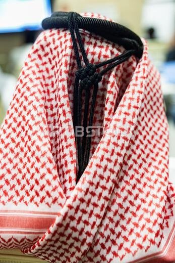 Arab clothing accessories, Saudi Arabia culture, Gulf Headscarf (Shemagh), Arabic yashmagh scarf Arab clothing accessories, Saudi Arabia culture, Gulf Headscarf (Shemagh), Arabic yashmagh scarf