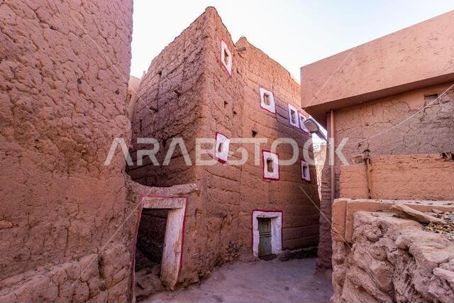 Traditional mud-brick houses in Dhahran al Janub, Saudi Arabia Traditional mud-brick houses in Dhahran al Janub, Saudi Arabia