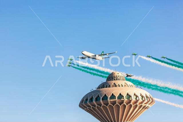 تألق القوات الجوية: الصقور السعودية تتألق في عرض كورنيش الخبر الجوي بمناسبة اليوم الوطني الـ94، المدينة: الخبر، المملكة العربية السعودية. 27 سبتمبر 2024.