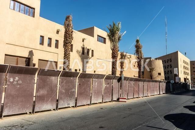 عوائق أمام التطوير الجديد في حي الدرة بالرياض، المملكة العربية السعودية عوائق أمام التطوير الجديد في حي الدرة بالرياض، المملكة العربية السعودية
