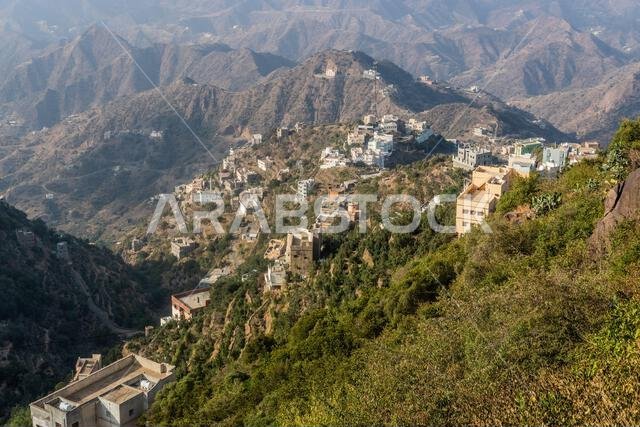 منظر جوي لمدينة فيفة الجبلية، المملكة العربية السعودية منظر جوي لمدينة فيفة الجبلية، المملكة العربية السعودية