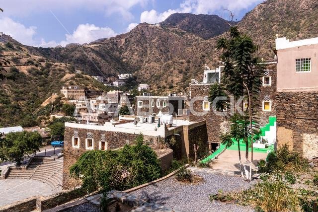 قرية رجال ألما القديمة بالمملكة العربية السعودية