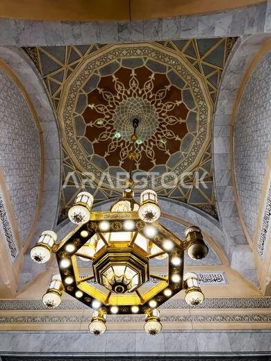 مكة المكرمة، المملكة العربية السعودية: 18 مايو 2024، منظر داخلي للمسجد الحرام، منظر داخلي مذهل.