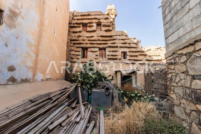 أطلال مبانٍ تقليدية في أبها، المملكة العربية السعودية