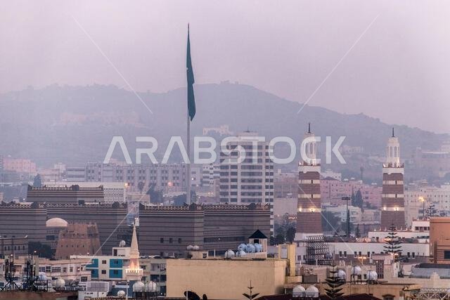 مبنى إمارة منطقة عسير وجامع الملك عبد العزيز الكبير في أبها، المملكة العربية السعودية مبنى إمارة منطقة عسير وجامع الملك عبد العزيز الكبير في أبها، المملكة العربية السعودية