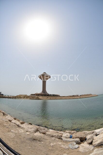 كورنيش الخبر في المملكة العربية السعودية، الواجهة البحرية لكورنيش الخبر، جمال المعالم السياحية في السعودية، معالم مشهورة، بحر الخليج العربي، الطبيعة البحرية في السعودية ، هدوء وجمال البحر