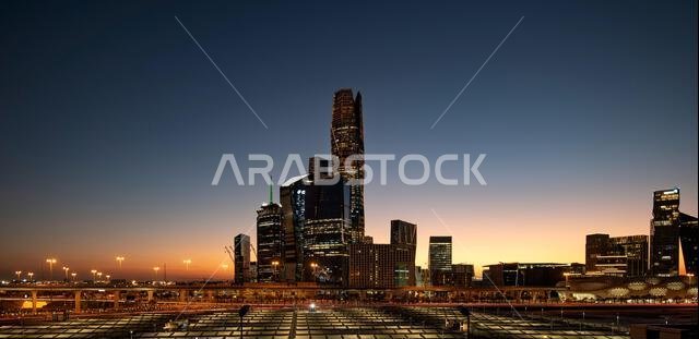 صورة بانورامية لأفق مدينة الرياض، الحي المالي الملك عبد الله (KAFD). صورة بانورامية لأفق مدينة الرياض، الحي المالي الملك عبد الله (KAFD).