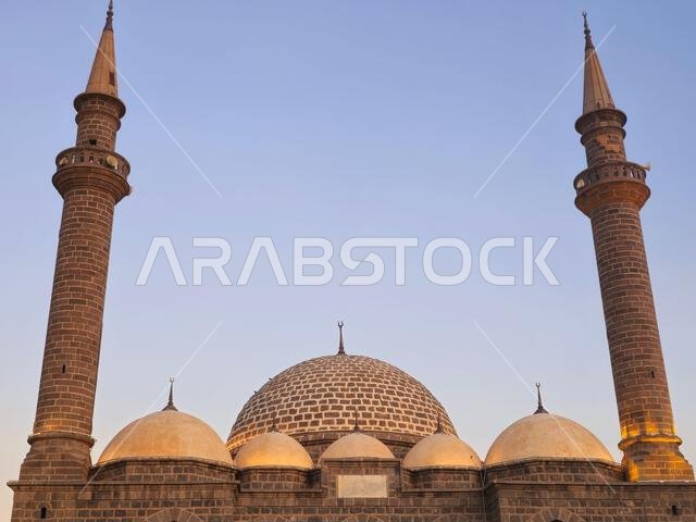 مسجد الأنبارية، أو المسجد الحميدية، هو مسجد بناه الأتراك العثمانيون في المدينة المنورة، وقد بناه السلطان العثماني عبد الحميد الثاني عام 1908.