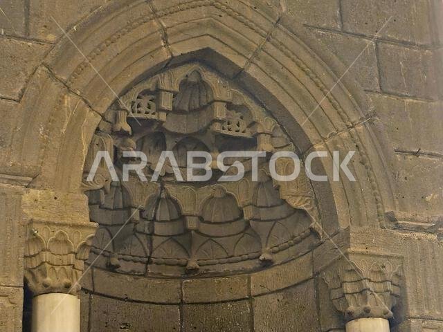 مسجد الأنبارية، أو المسجد الحميدية، هو مسجد بناه الأتراك العثمانيون في المدينة المنورة، وقد بناه السلطان العثماني عبد الحميد الثاني عام 1908.