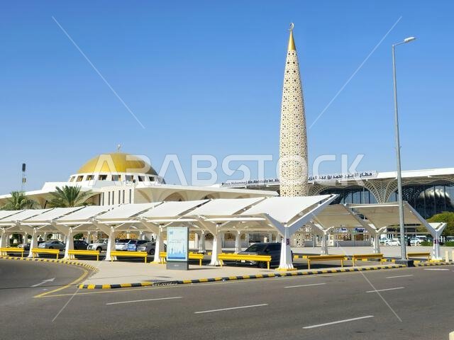المدينة المنورة، المملكة العربية السعودية، 29 يونيو 2024: مطار الأمير محمد بن عبد العزيز الدولي أو مطار المدينة المنورة، في المدينة المنورة، يستقبل الرحلات الداخلية والإقليمية.