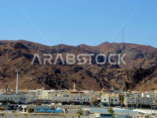 Medina, Saudi Arabia, June 27 2024: Mount Uhud, a mountain north of Medina, the site of the second battle between the Islamic prophet Muhammad and the Medina, Saudi Arabia, June 27 2024: Mount Uhud, a mountain north of Medina, the site of the second battle between the Islamic prophet Muhammad and the