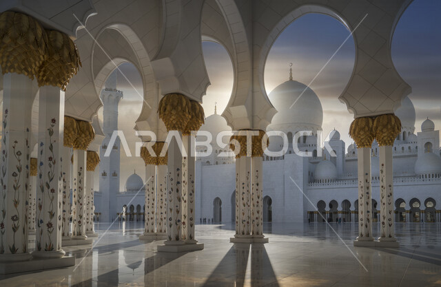 مسجد الشيخ زايد بن سلطان آل نهيان في مدينة أبو ظبي ، جمال التصاميم المعمارية الاسلامية في المسجد الكبير، اماكن دينية في الامارات العربية المتحدة ، اسلاميات وعبادة