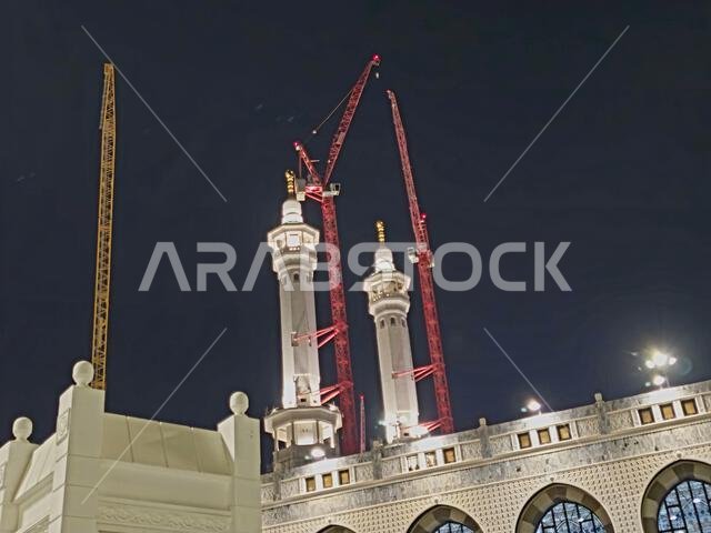 مكة المكرمة، المملكة العربية السعودية، 4 يونيو 2024: تفاصيل المسجد الحرام، أو المسجد الحرام بمكة المكرمة، يُعتبر من أهم المعالم الدينية في العالم.