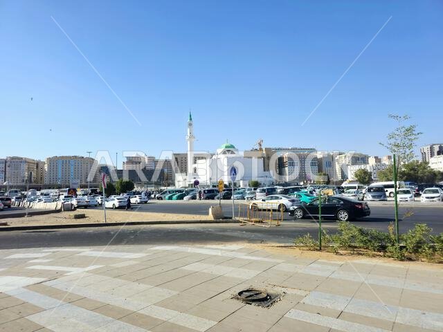 المدينة المنورة، المملكة العربية السعودية، ٢٧ يونيو ٢٠٢٤: مسجد بلال بن رباح، يقع على بعد حوالي ٥٠٠ متر جنوب المسجد النبوي. اسم المسجد النبوي في المدينة المنورة: المدينة المنورة، المملكة العربية السعودية، ٢٧ يونيو ٢٠٢٤: مسجد بلال بن رباح، يقع على بعد حوالي ٥٠٠ متر جنوب المسجد النبوي. اسم المسجد النبوي في المدينة المنورة:
