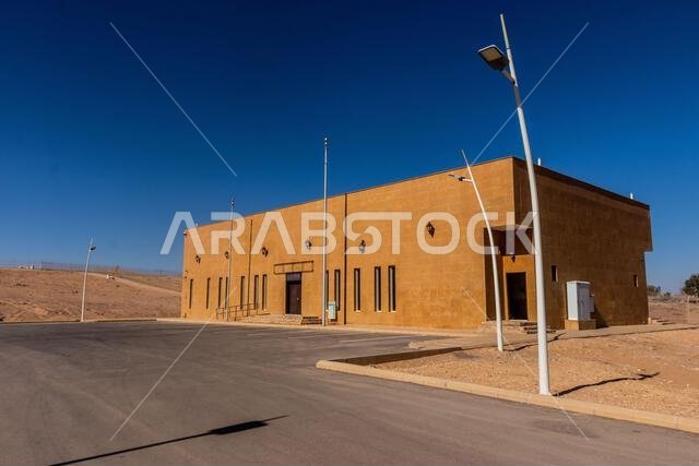 مركز زوار أعمدة الرجاجيل (الرجاجيل) في سكاكا، المملكة العربية السعودية