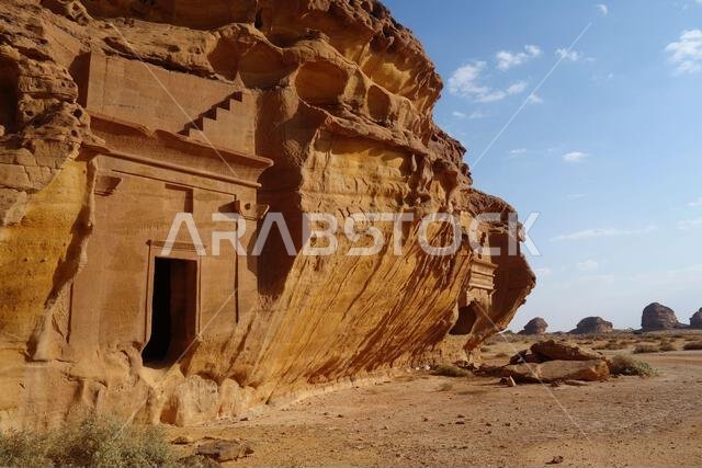 Jabal AlBanat (Qasr AlBint), Hegra Archaeological Site (al-Hijr / Madā ͐ in Ṣāliḥ), in the desert near Al Ula, Saudi Arabia Jabal AlBanat (Qasr AlBint), Hegra Archaeological Site (al-Hijr / Madā ͐ in Ṣāliḥ), in the desert near Al Ula, Saudi Arabia