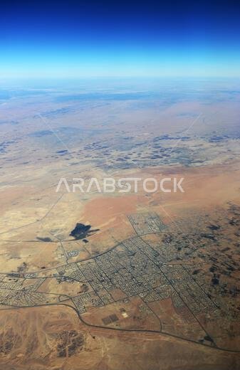صورة جوية لمدينة القريات، المملكة العربية السعودية.