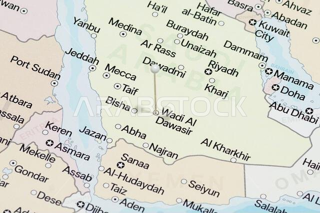 صورة مكبرة لإبرة بيضاء في مدينة وادي الدواسر، الخريطة السياسية للمملكة العربية السعودية