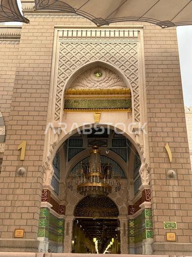 Medina Saudi Arabia - Jan 1 2025: Prophet Mohammed Mosque - Al Masjid an Nabawi - Medina - Saudi Arabia Medina Saudi Arabia - Jan 1 2025: Prophet Mohammed Mosque - Al Masjid an Nabawi - Medina - Saudi Arabia