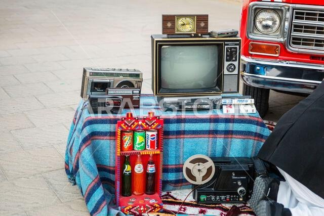 Old audio and video equipment, including an old TV and tape recorder, in Qatif, Saudi Arabia.14-December-2024 Old audio and video equipment, including an old TV and tape recorder, in Qatif, Saudi Arabia.14-December-2024