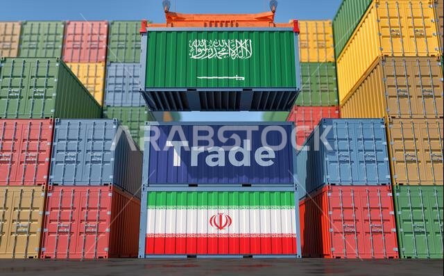 حاوية شحن تحمل علمي المملكة العربية السعودية وإيران.