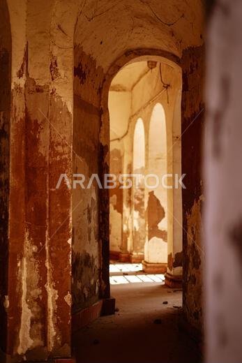 The corridor of an ancient building in Lucknow city of Uttar Pradesh, India