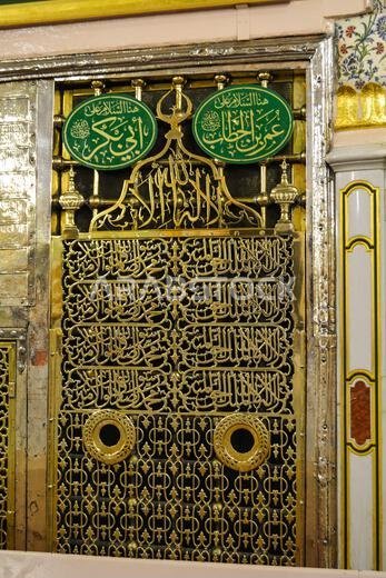 مسجد النبي محمد صلى الله عليه وسلم داخل المسجد النبوي - روضة مبارك رياض الجنة محراب - المدينة المنورة المملكة العربية السعودية