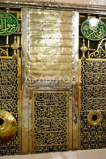 مسجد النبي محمد صلى الله عليه وسلم داخل المسجد النبوي - روضة مبارك رياض الجنة محراب - المدينة المنورة المملكة العربية السعودية