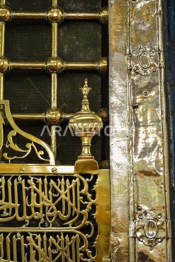 مسجد النبي محمد صلى الله عليه وسلم داخل المسجد النبوي - روضة مبارك رياض الجنة محراب - المدينة المنورة المملكة العربية السعودية