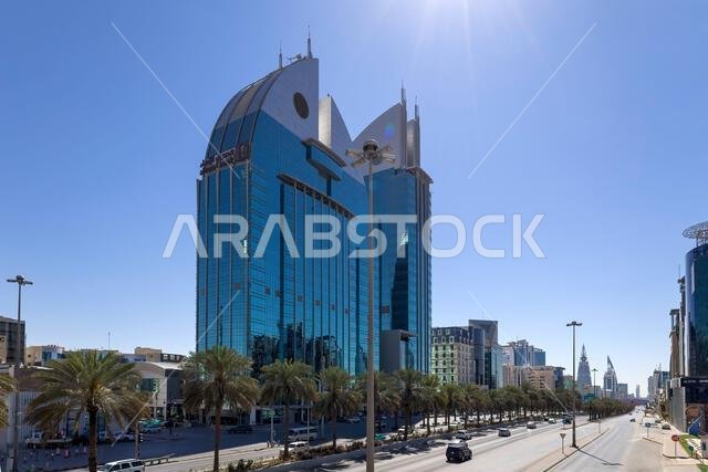 الرياض، المملكة العربية السعودية - 1 مارس 2024: مباني ومعالم شارع العليا بالرياض