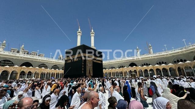 MECCA, SAUDI ARABIA - MAY 02 2024: View on Kaaba from second floor of Masjid Al Haram through some new constructions building around the masjid. High MECCA, SAUDI ARABIA - MAY 02 2024: View on Kaaba from second floor of Masjid Al Haram through some new constructions building around the masjid. High