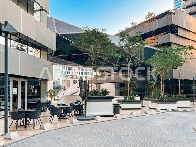 العمارة الهندسية الحديثة في الحي المالي للملك عبد الله