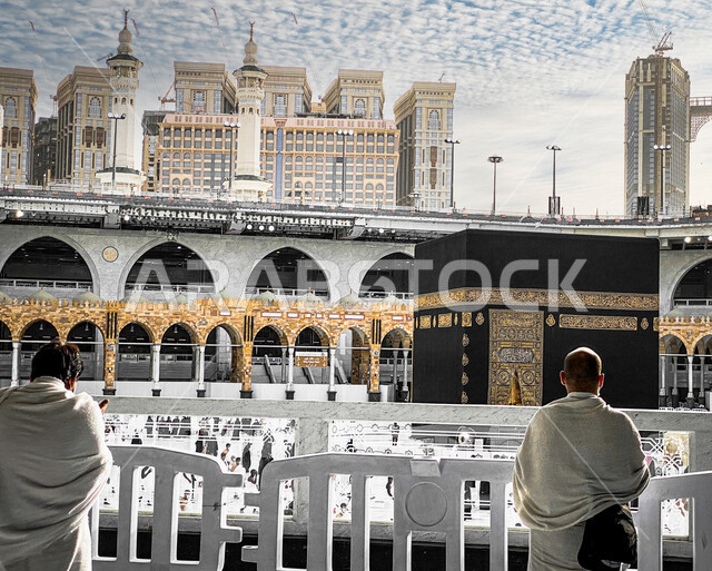 صورة للكعبة المشرفة في مكة المكرمة بالمملكة العربية السعودية، أداء مناسك الحج والعمرة، الطواف حول الكعبة المشرفة، العبادة والتقرب الى الله، معالم دينية اسلامية في السعودية